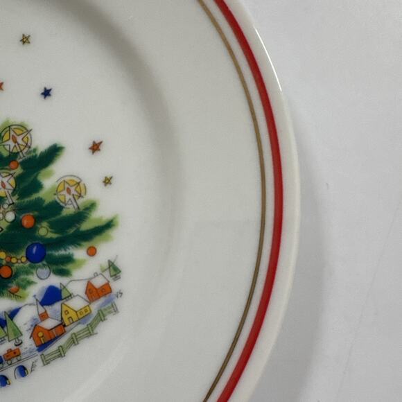 Vintage Salem Christmas Eve Christmas Tree Salad Plate Porcelain 4pc SET Holiday - Picture 6 of 10